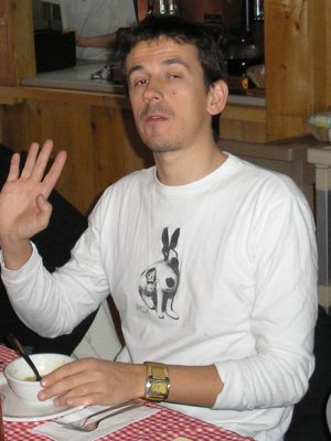 Allo oui j'&eacute;coute ?